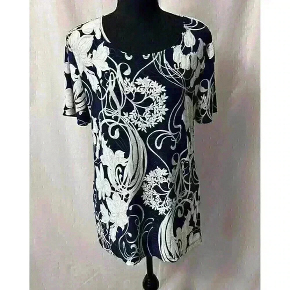 JM Collection Womens Sz M Navy White Patterned Stretchy Floral Short Sleeve Top - Picture 2 of 12